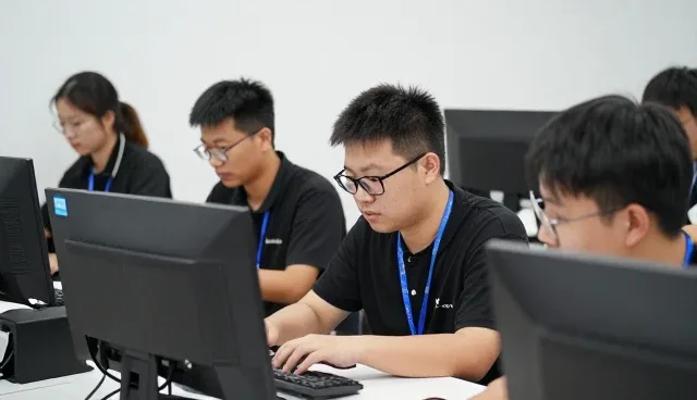 农业基地中的运维服务应用趋势分析